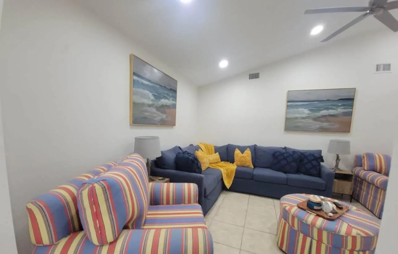 Stunning 4Bd Jacuzzi - 4 Min To Beach Panama City Panama Stadt Ferienhaus