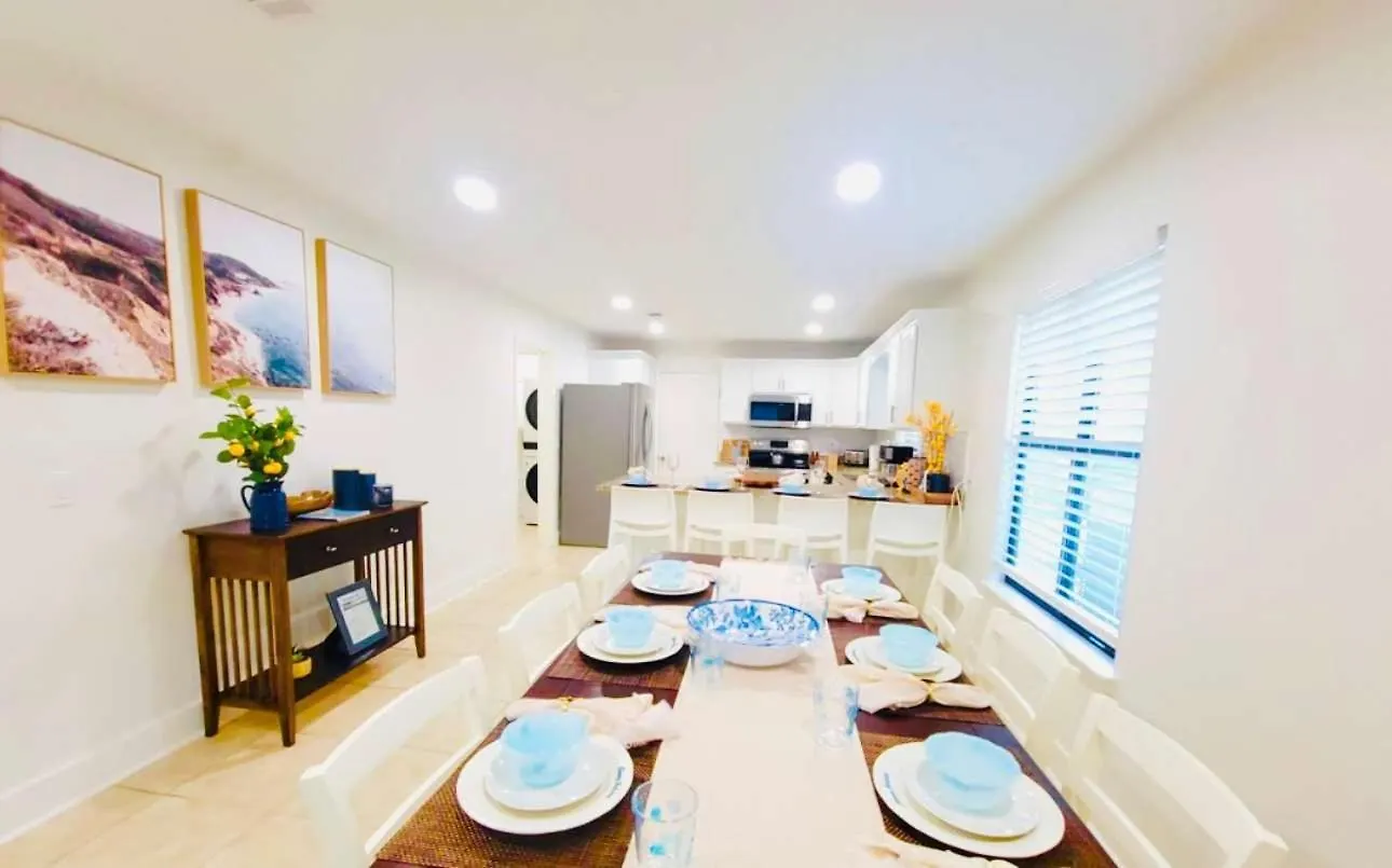 Stunning 4Bd Jacuzzi - 4 Min To Beach Panama City Panama Stadt 0*,  USA